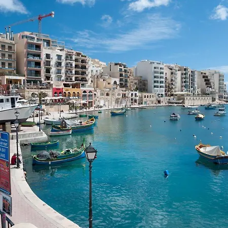 Stunning Sea Views In Tigne Point, With Pool 公寓