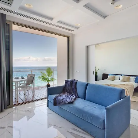 Stunning Sea Views In Tigne Point, With Pool 公寓 斯利马
